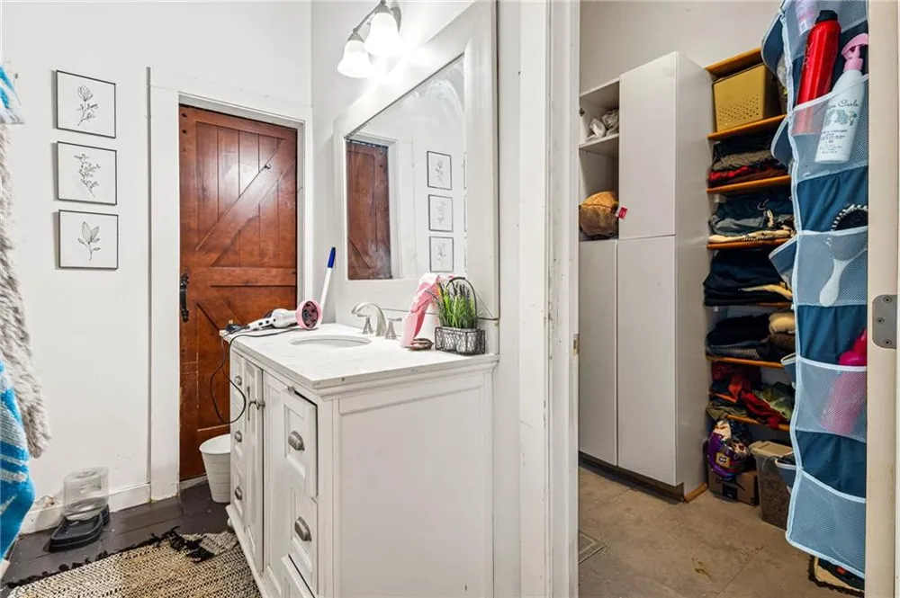 6409 Snelling Mill Road Flowery Branch, GA 30542