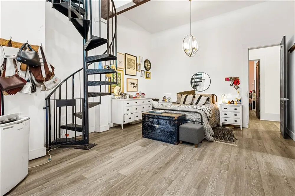 6409 Snelling Mill Road Flowery Branch, GA 30542