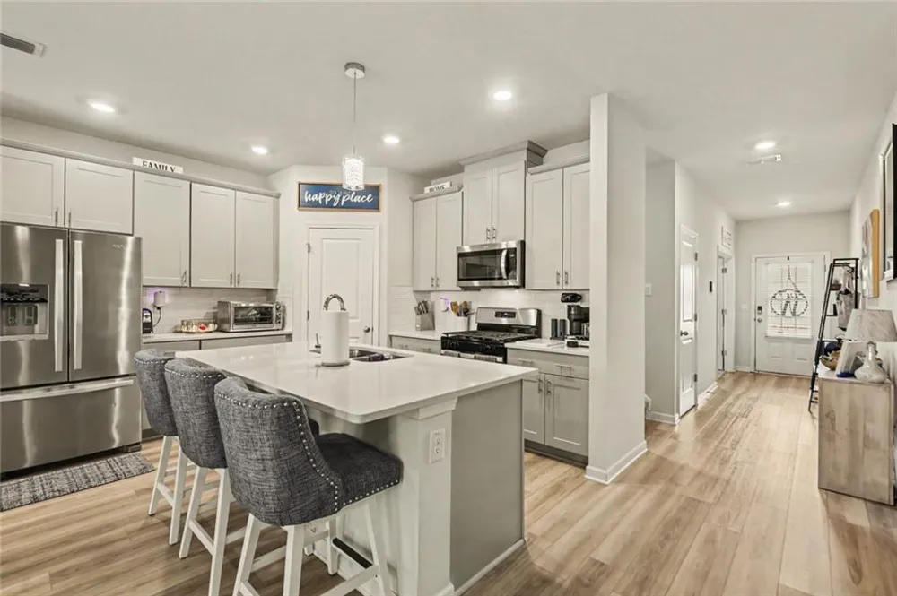 7789 Richmond Trail Fairburn, GA 30213