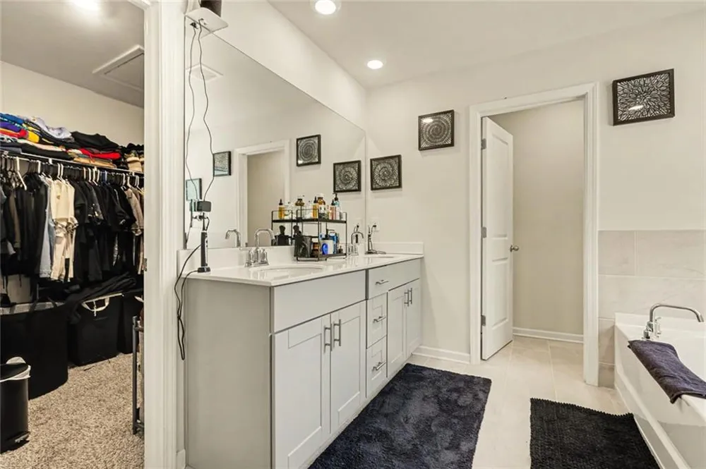 7789 Richmond Trail Fairburn, GA 30213