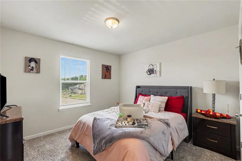 7789 Richmond Trail Fairburn, GA 30213