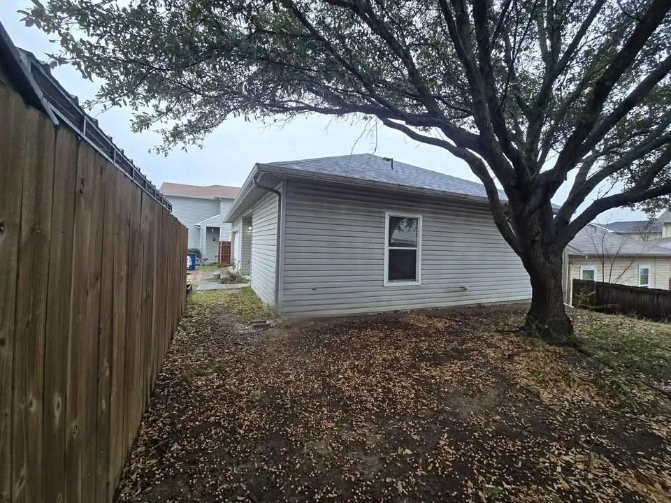 1705 Tabasco Plaza Dallas, TX 75211
