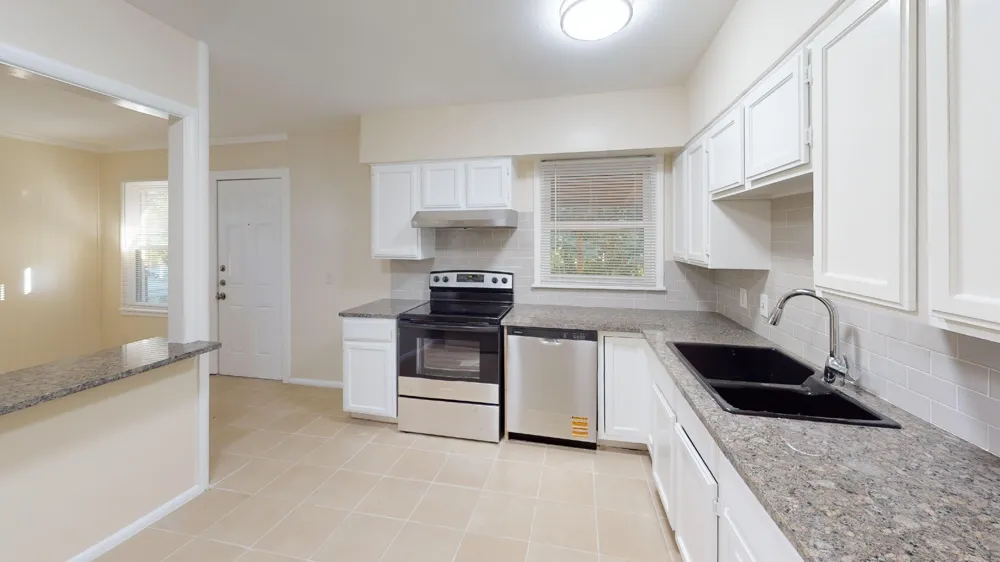 4014 Sun Valley Drive Dallas, TX 75216