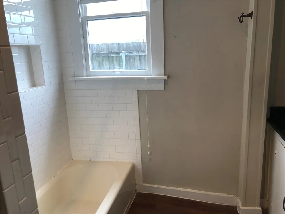 826 Bishop Avenue #2 Dallas, TX 75208