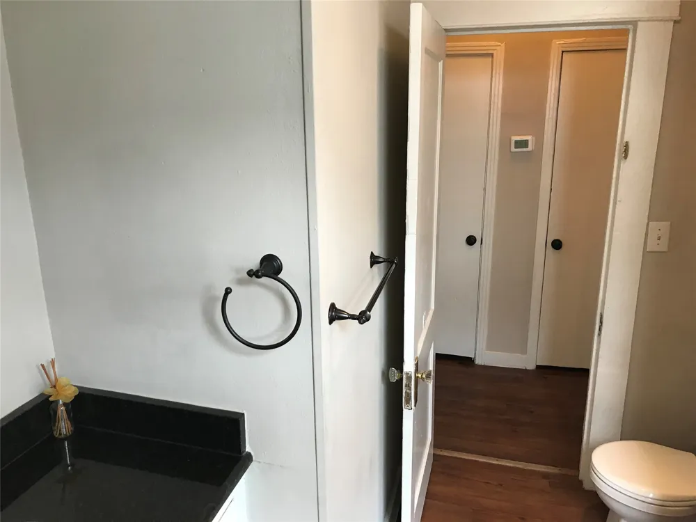 826 Bishop Avenue #2 Dallas, TX 75208