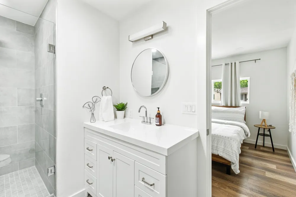 2321 Muret Street Irving, TX 75062