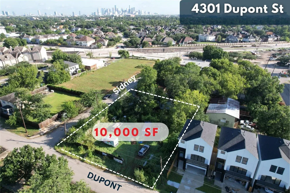 4301 Dupont Street Houston, TX 77021