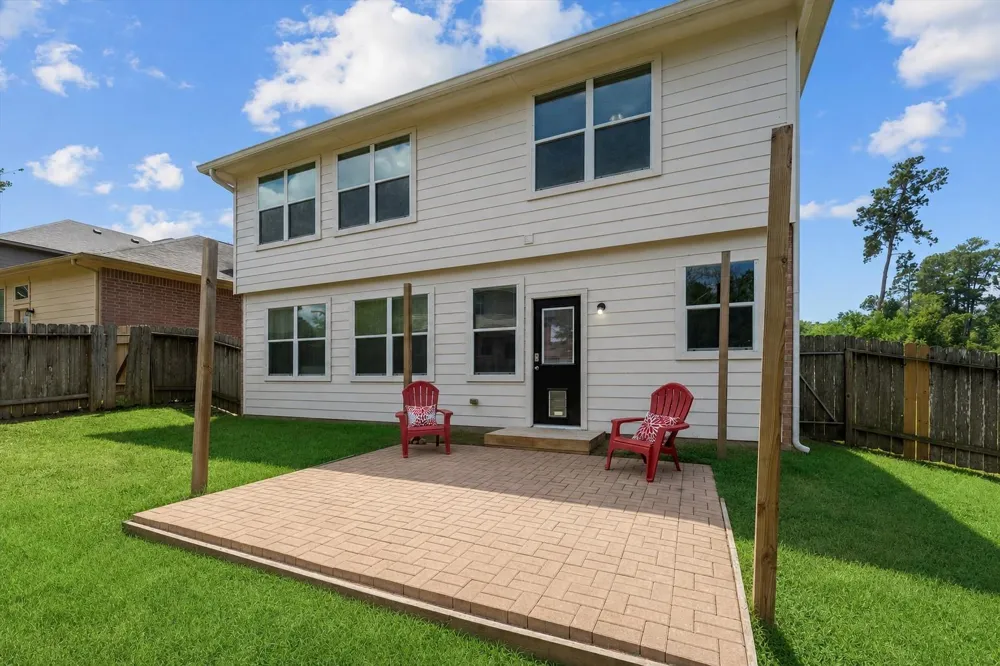 2318 Perkins Crossing Drive Conroe, TX 77304