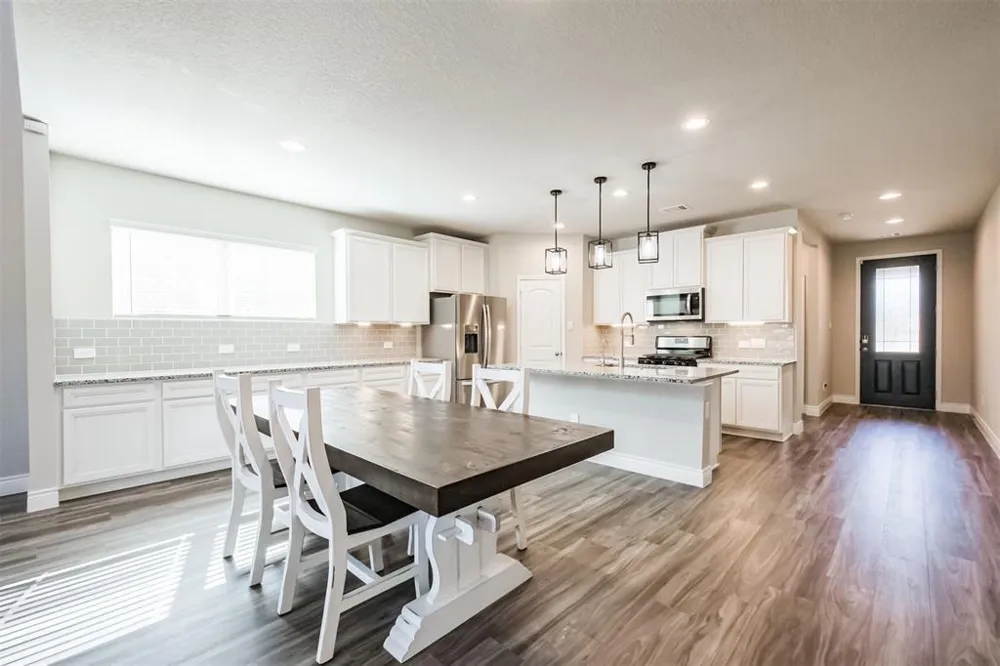 1173 Courteous Creek Drive Montgomery, TX 77316