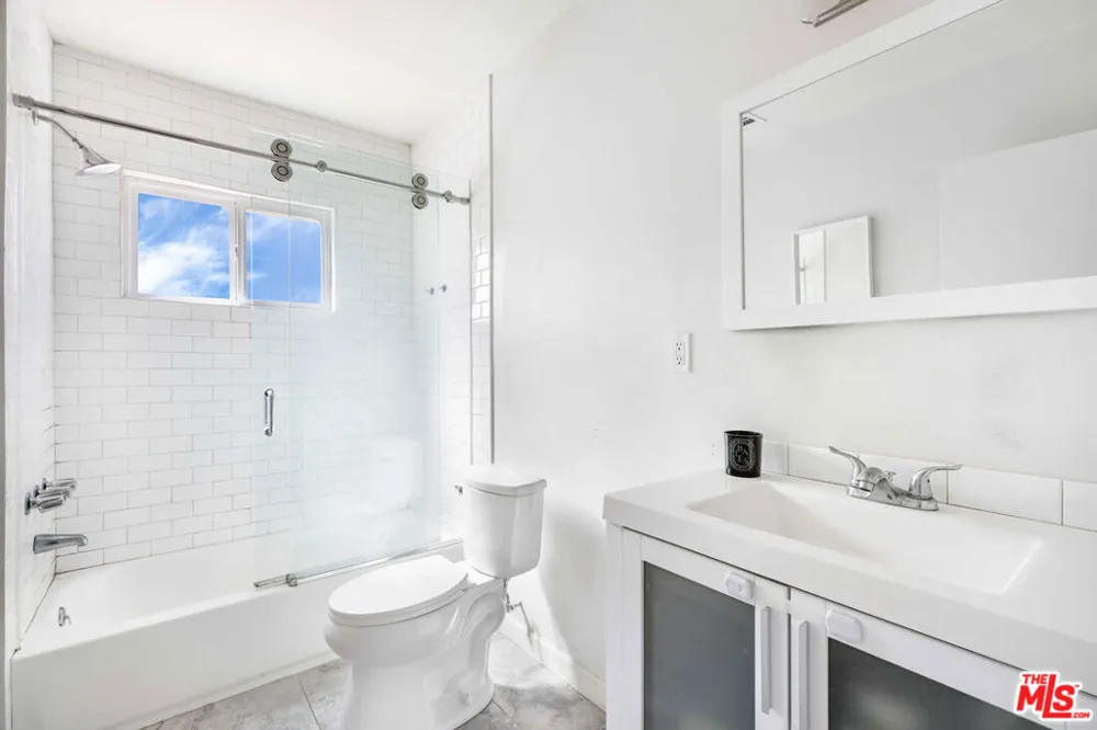1205 GENESEE AVENUE West Hollywood, CA 90046