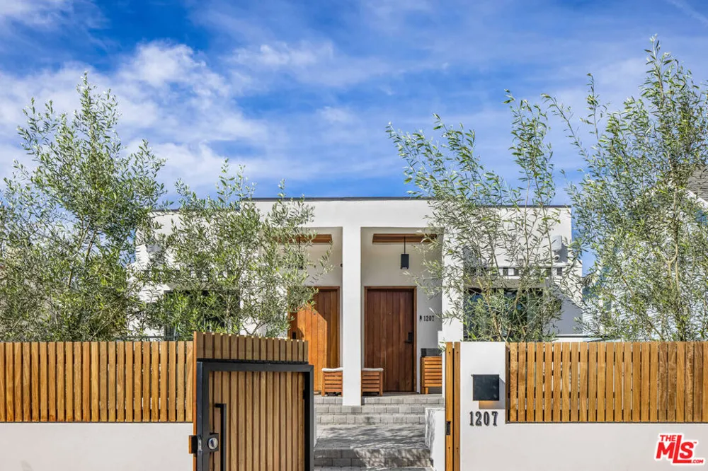 1205 GENESEE AVENUE West Hollywood, CA 90046