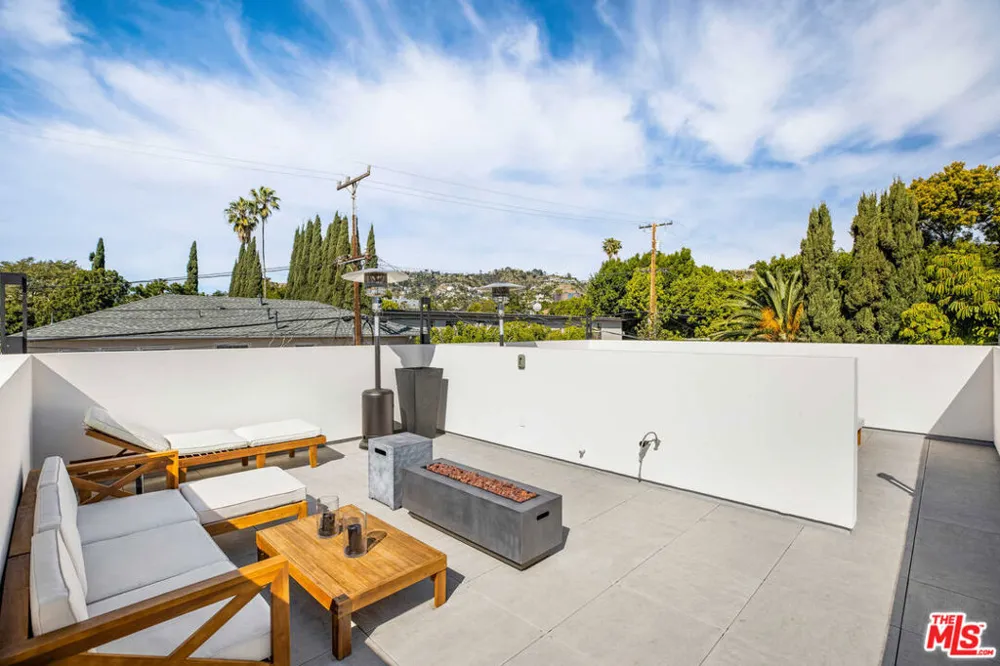 1205 GENESEE AVENUE West Hollywood, CA 90046