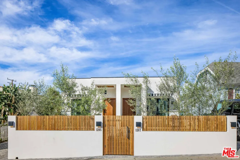 1205 GENESEE AVENUE West Hollywood, CA 90046