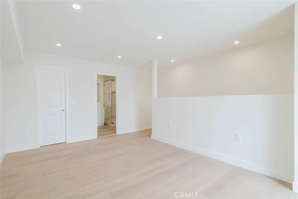 1167 Raymond Avenue #A Glendale, CA 91201