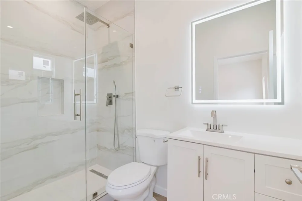 1167 Raymond Avenue Glendale, CA 91201