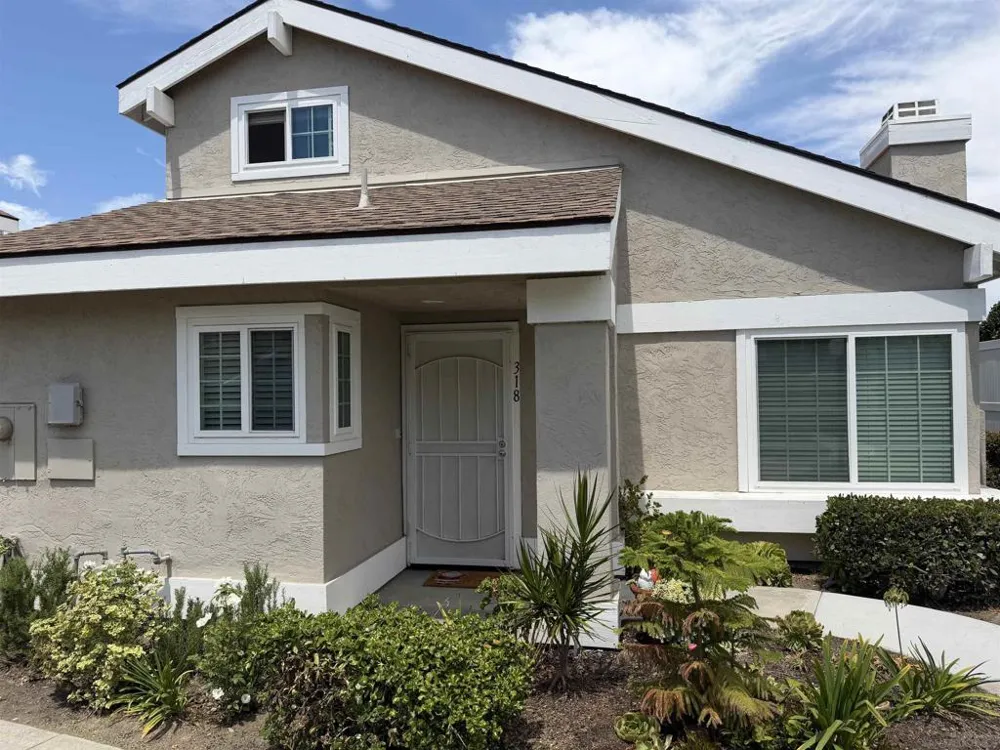 318 Riverview Way Oceanside, CA 92057
