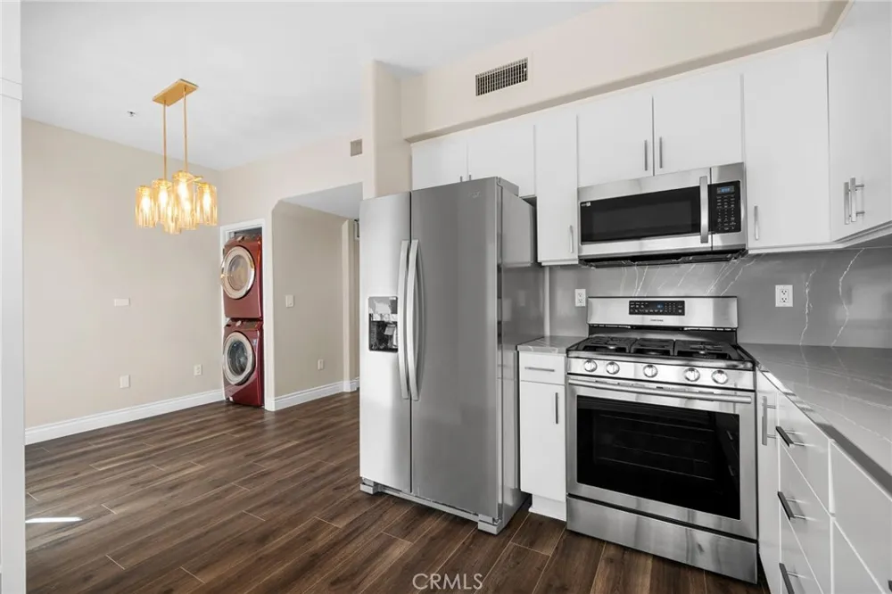 1224 Stanley Avenue #4 Glendale, CA 91206