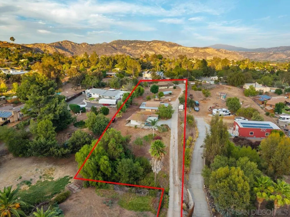 11435 Rocoso Road Lakeside, CA 92040