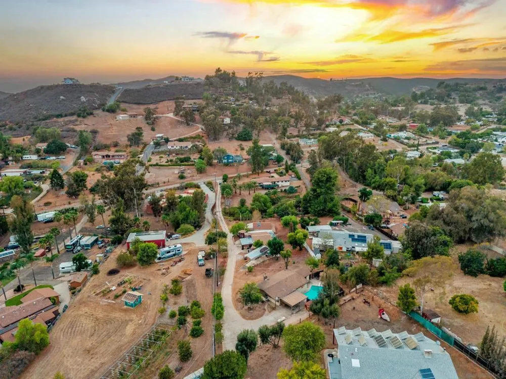 11435 Rocoso Road Lakeside, CA 92040