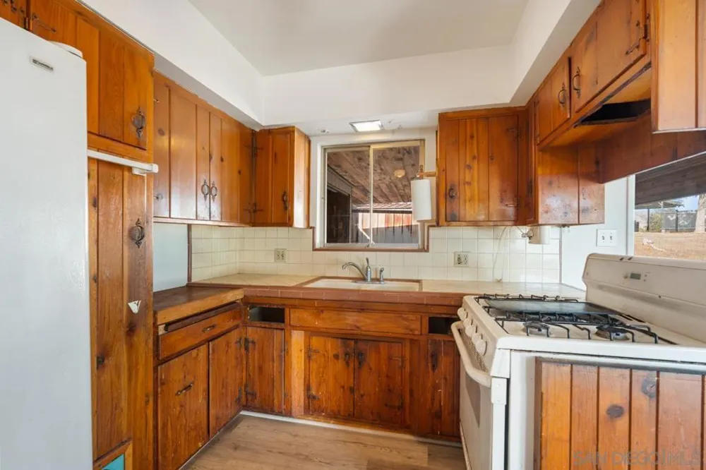 11435 Rocoso Road Lakeside, CA 92040
