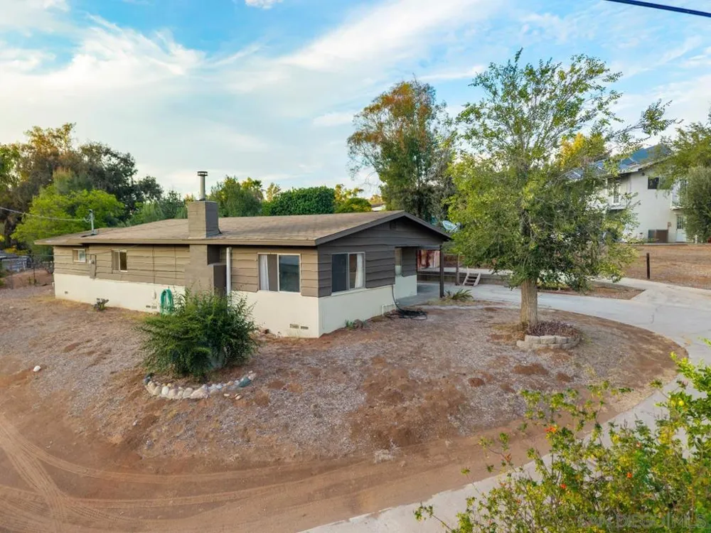 11435 Rocoso Road Lakeside, CA 92040