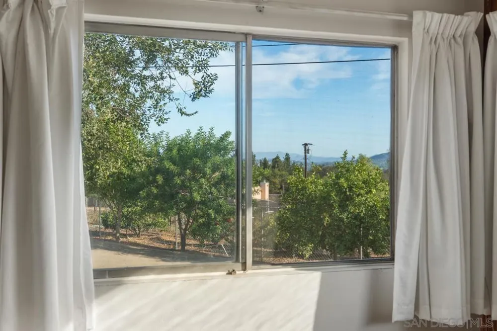 11435 Rocoso Road Lakeside, CA 92040