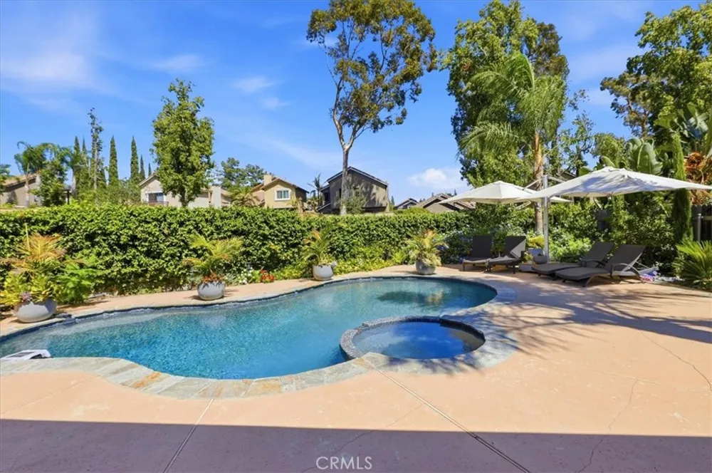 11098 Piedmont Rancho Cucamonga, CA 91701