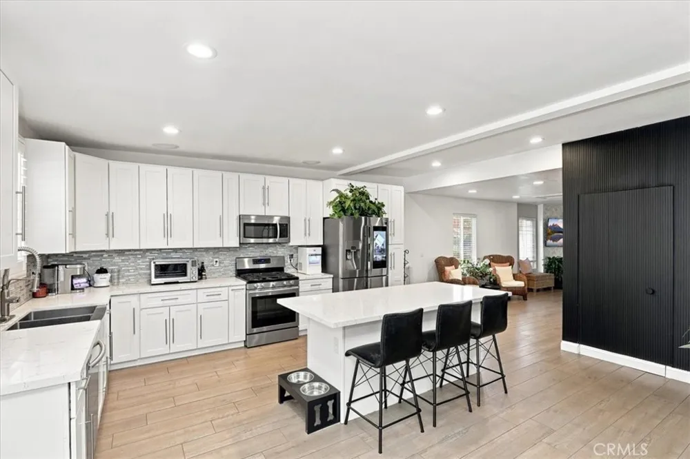 11098 Piedmont Rancho Cucamonga, CA 91701