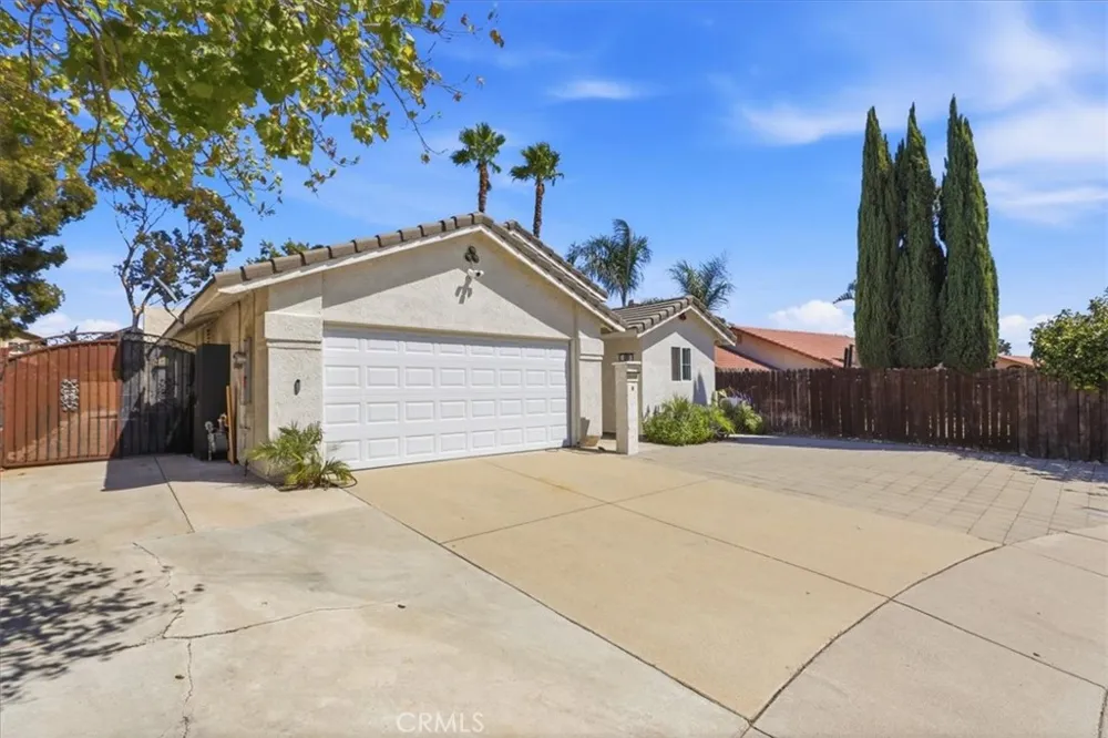 11098 Piedmont Rancho Cucamonga, CA 91701