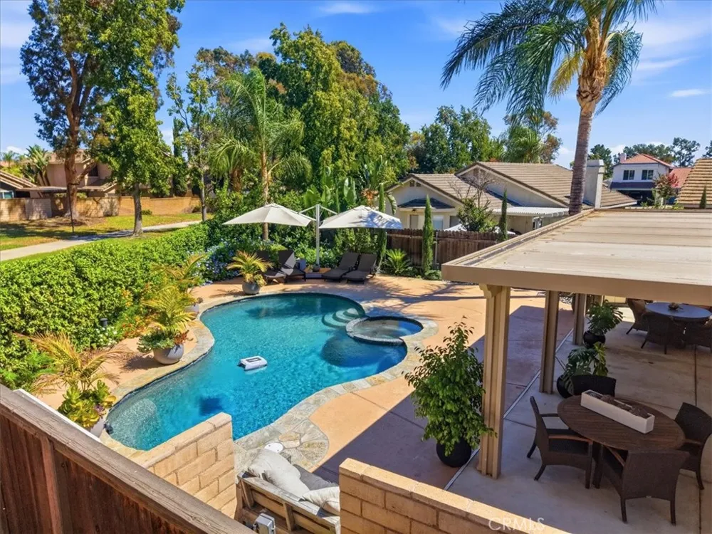11098 Piedmont Rancho Cucamonga, CA 91701