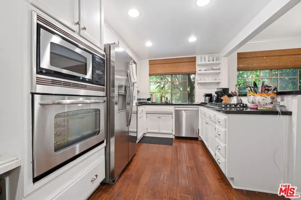 1375 Kelton Avenue #107 Los Angeles, CA 90024