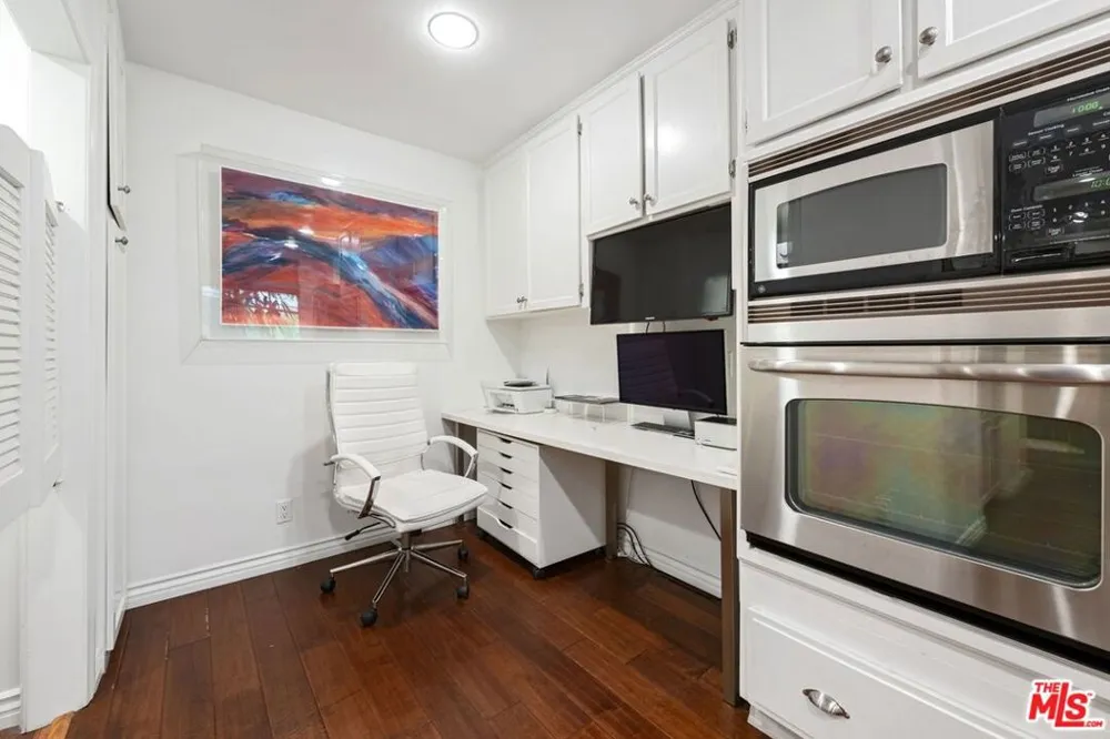 1375 Kelton Avenue #107 Los Angeles, CA 90024