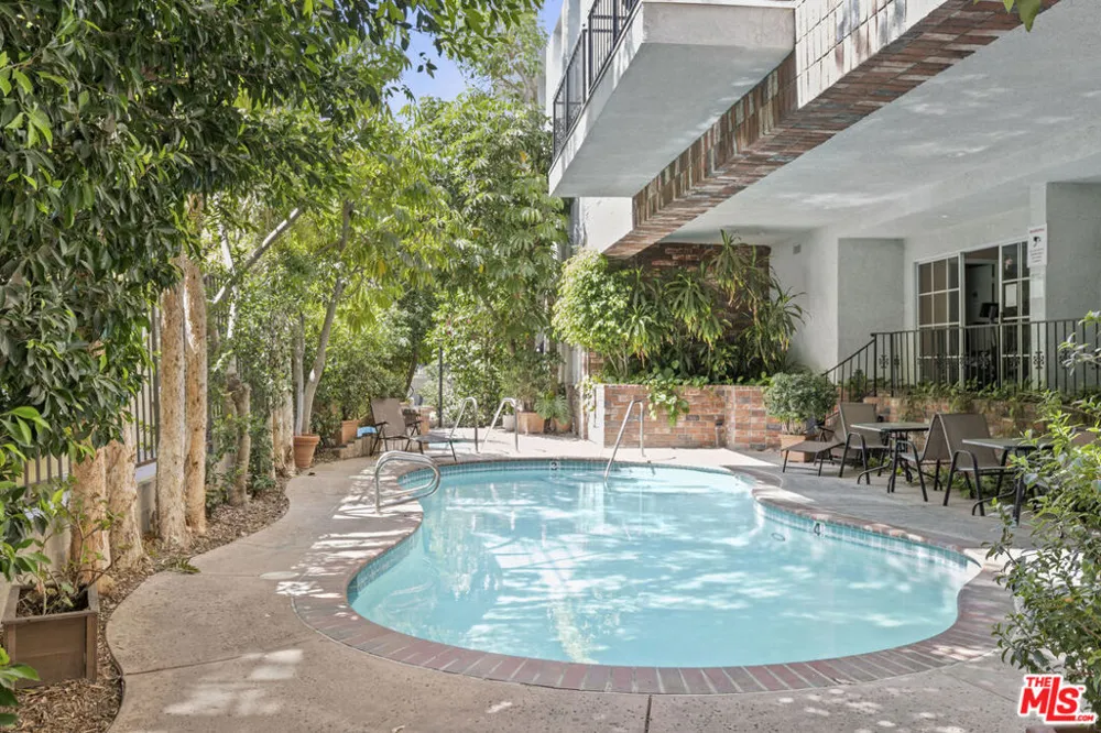 1375 Kelton Avenue #107 Los Angeles, CA 90024