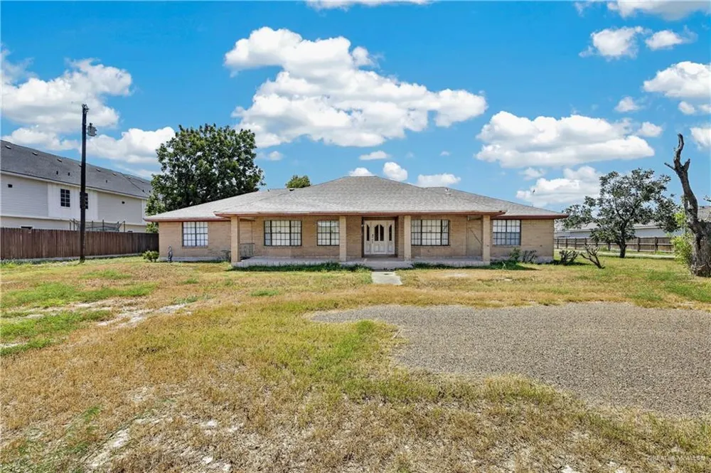 911 Rene Street Pharr, TX 78577