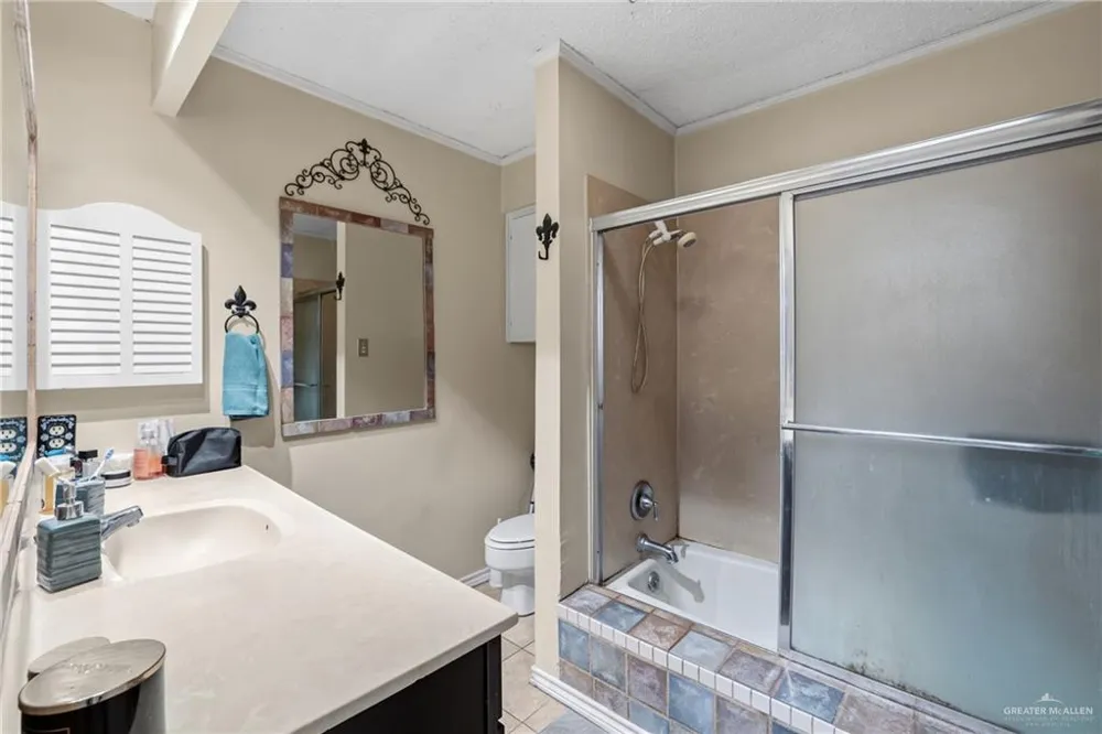 5601 El Camino Real Harlingen, TX 78552