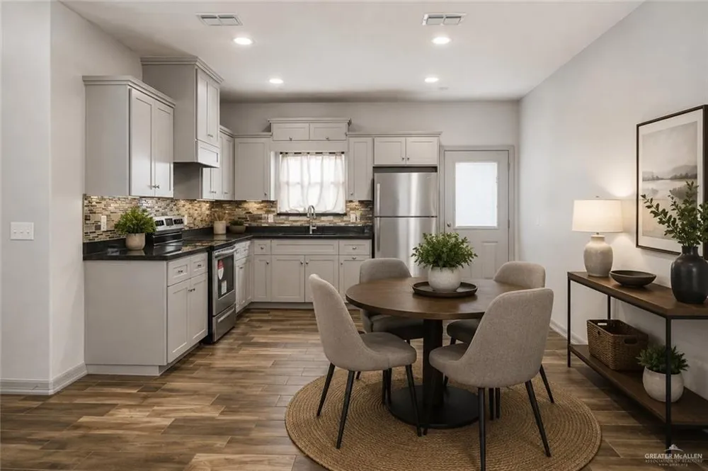 5800 Nightingale Avenue #2 McAllen, TX 78573