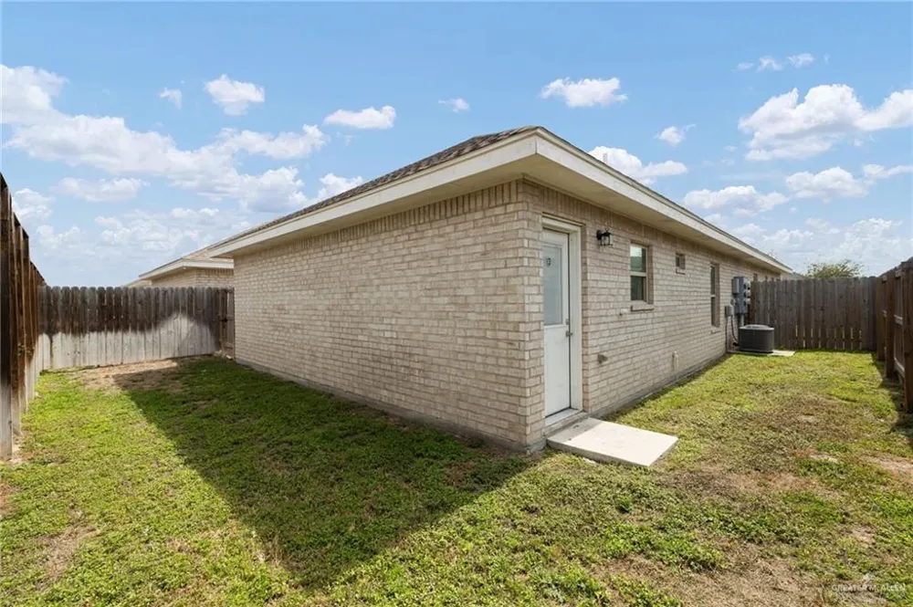 5800 Nightingale Avenue #2 McAllen, TX 78573