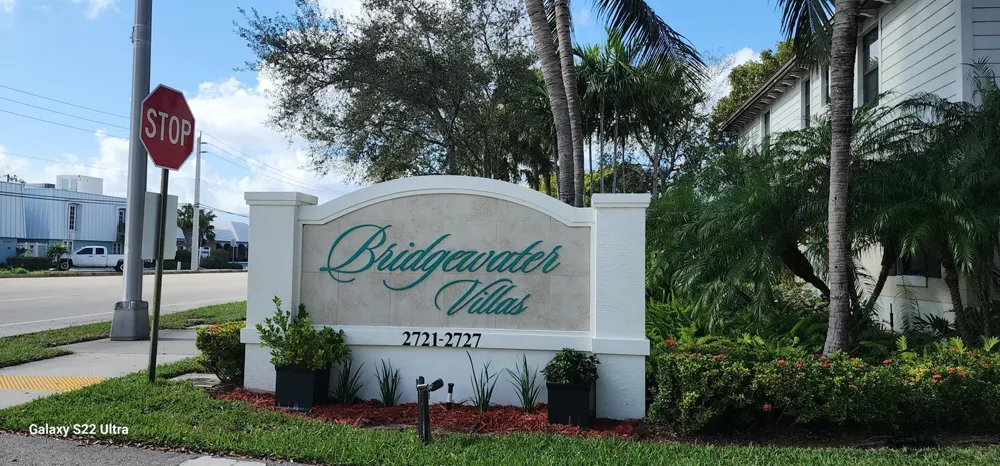 2723 NE 14th Street #108 Pompano Beach, FL 33062