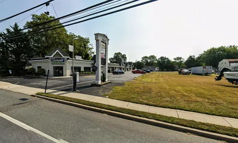 1804 Bayshore Road