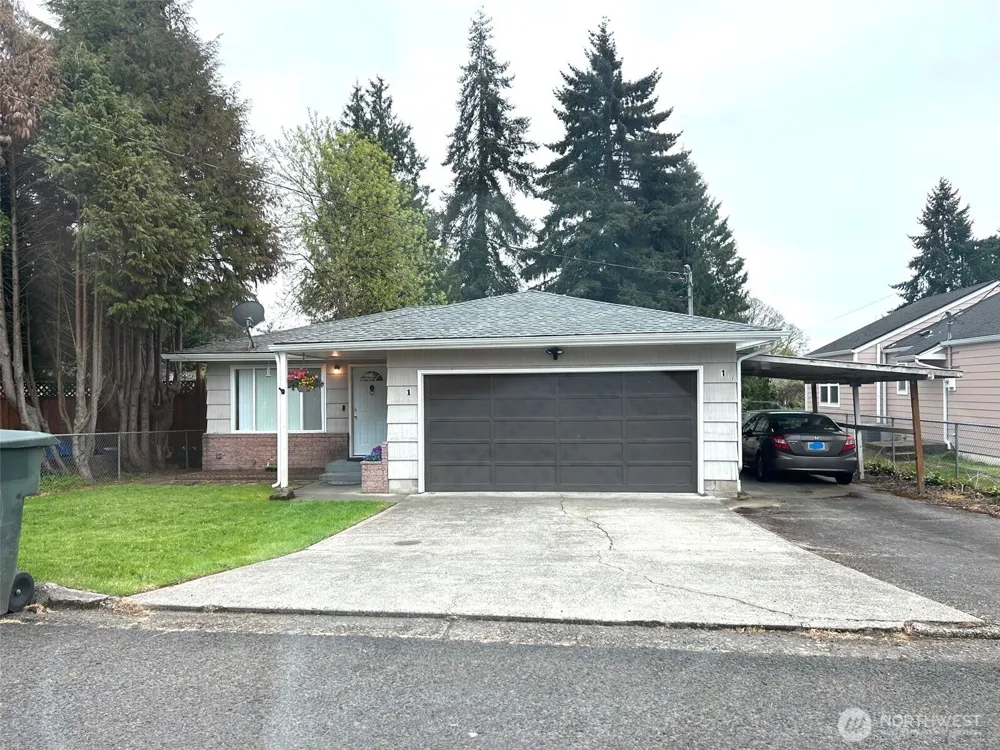 1 PACIFIC PLACE #1 Longview, WA 98632