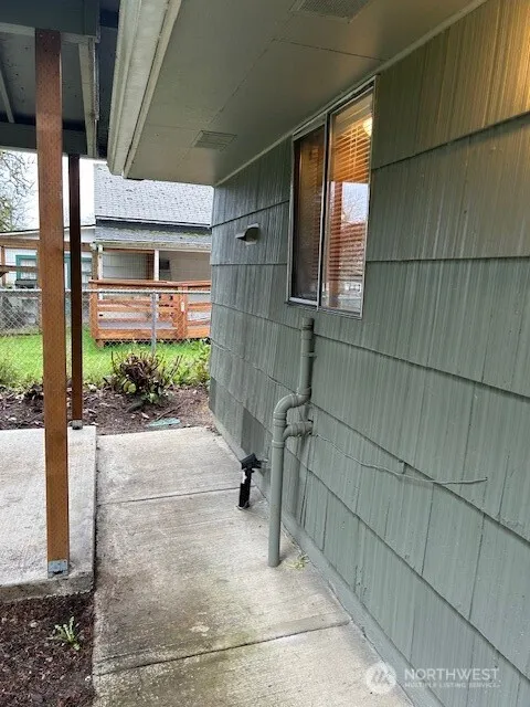 1 PACIFIC PLACE #1 Longview, WA 98632