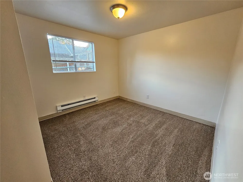 1 PACIFIC PLACE #1 Longview, WA 98632