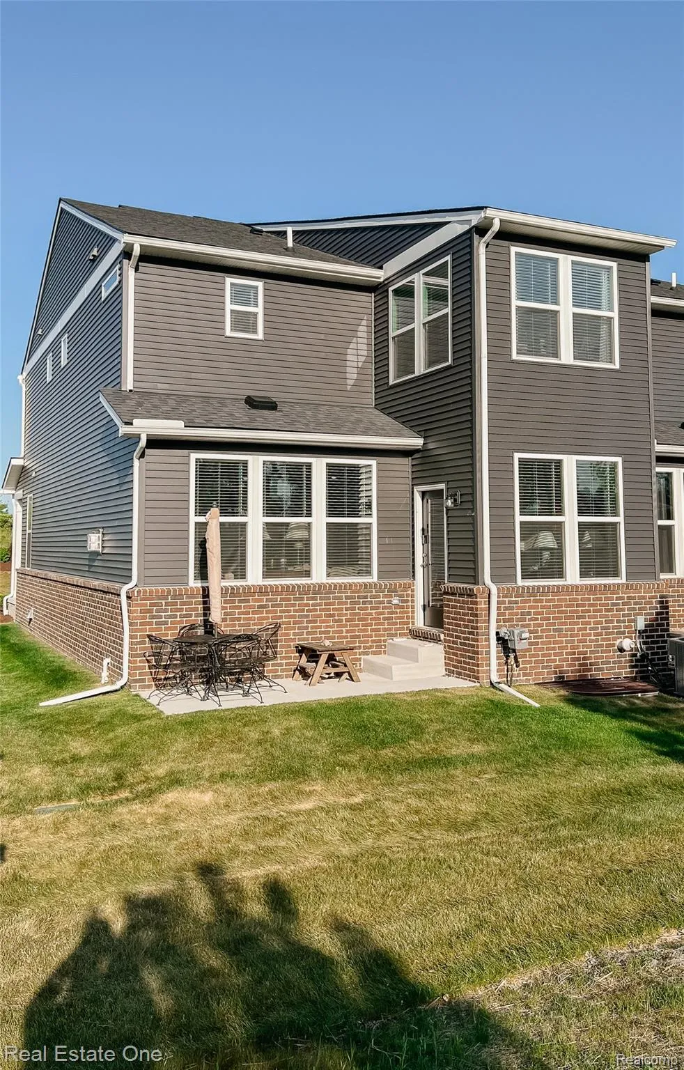 4932 Glenora Drive Orion Charter Township, MI 48359