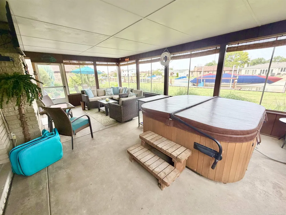 41304 Clairpointe St Street Harrison Charter Township, MI 48045