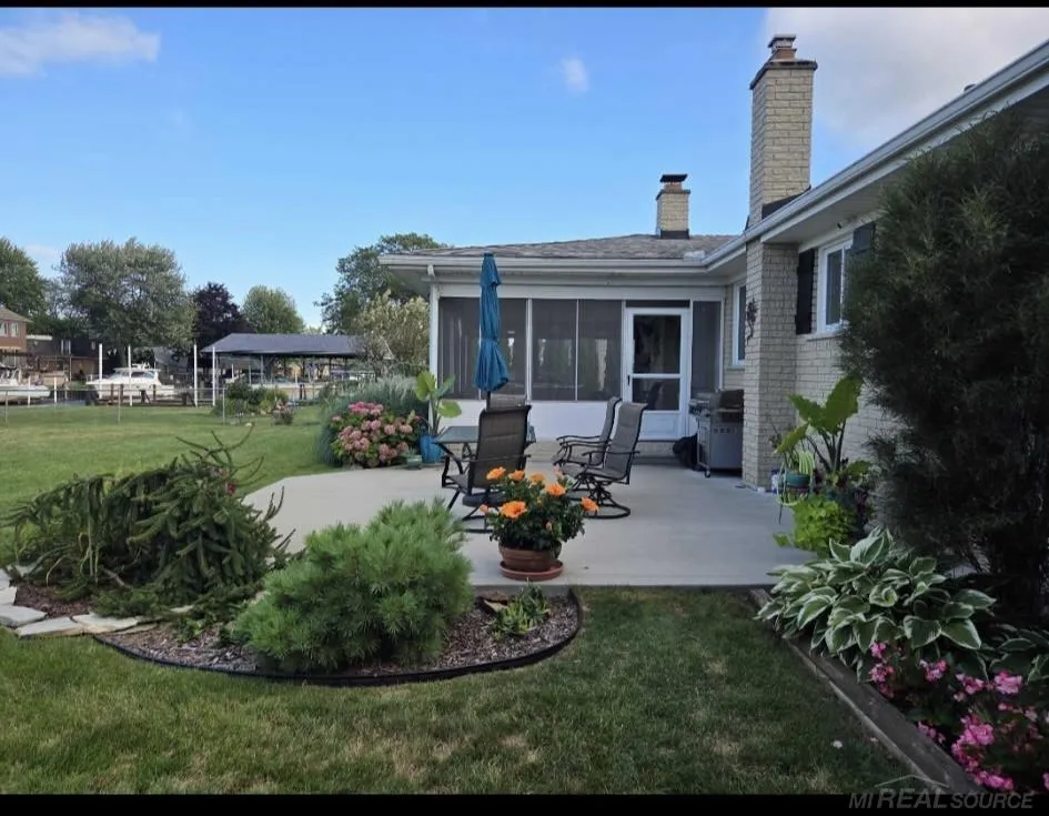 41304 Clairpointe St Street Harrison Charter Township, MI 48045