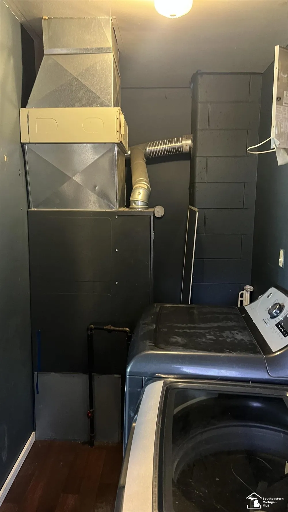 29521 West Road Huron Charter Township, MI 48164