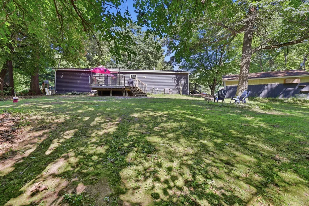 7460 Pine Ridge Drive NE Grattan Township, MI 48809