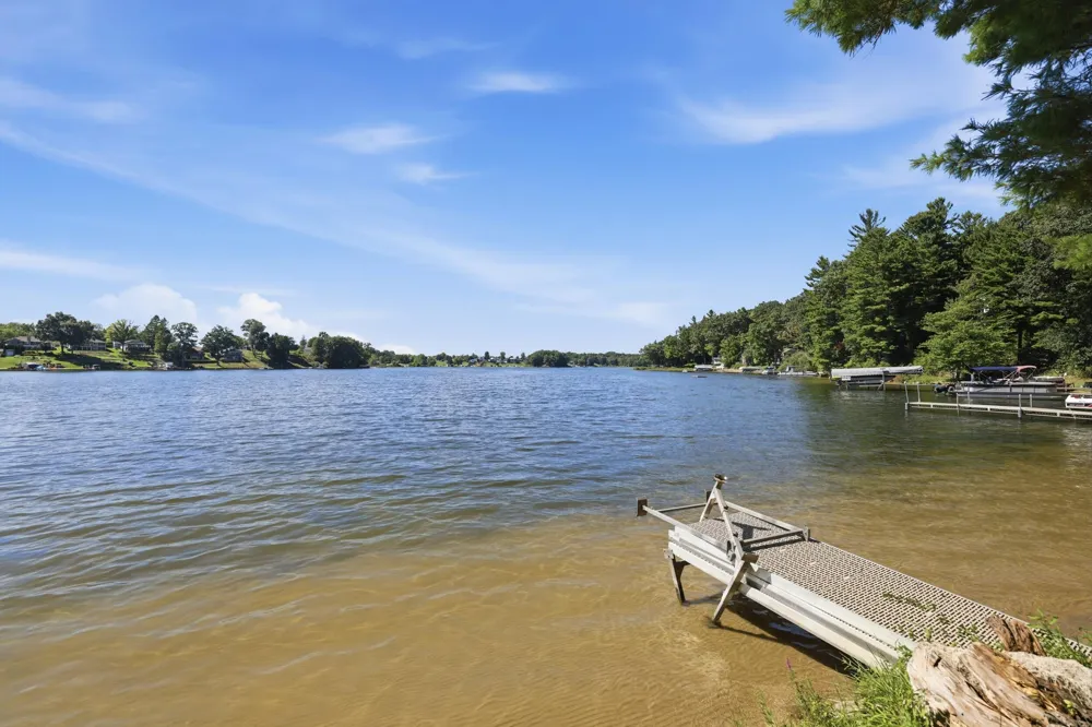 7460 Pine Ridge Drive NE Grattan Township, MI 48809