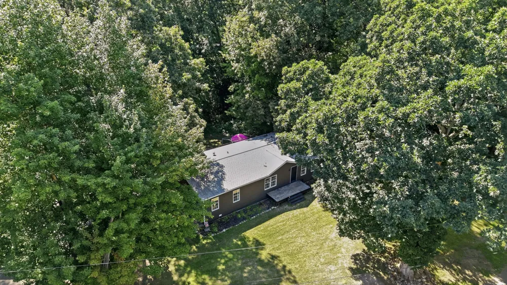 7460 Pine Ridge Drive NE Grattan Township, MI 48809