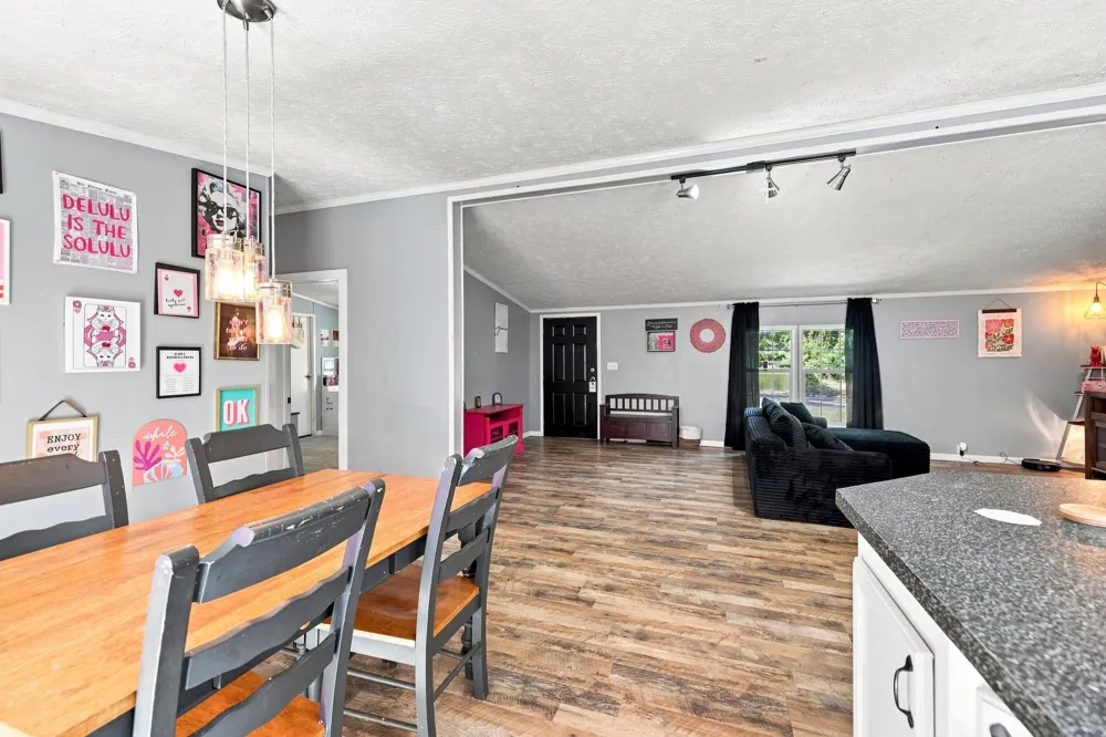 7460 Pine Ridge Drive NE Grattan Township, MI 48809
